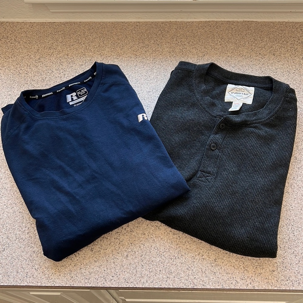 2 mens XL long sleeved shirts